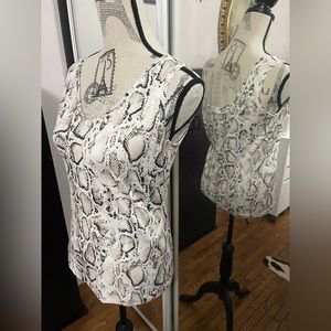 Jospeh ribkoff snake print stretchy tank